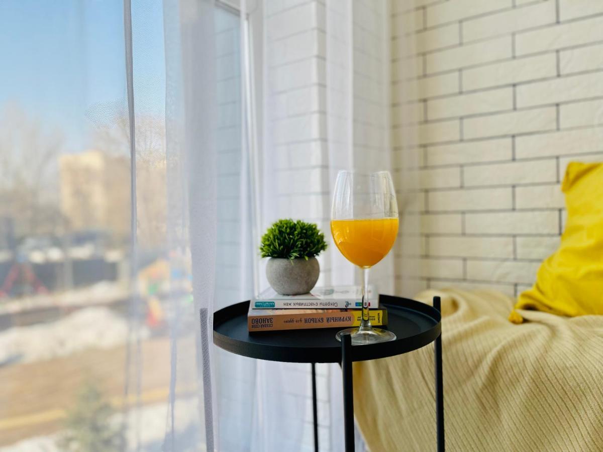 Apartmán Уютная Стильная Квартира Возле Центрального Парка Горького! Almaty Exteriér fotografie